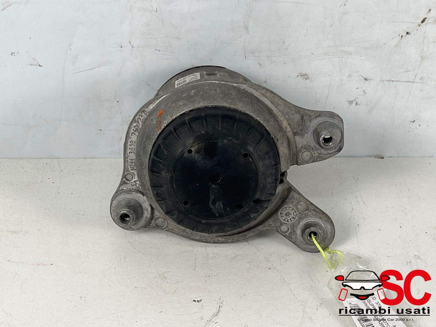 A2052406617 A2052406617 SUPPORTO MOTORE SINISTRO MERCEDES Classe C (W205) (2013-) diesel