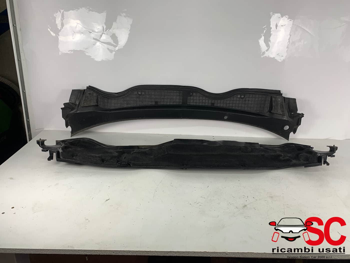 H1BB02222A GRONDINA SOTTOPARABREZZA FORD Fiesta 7° Serie diesel