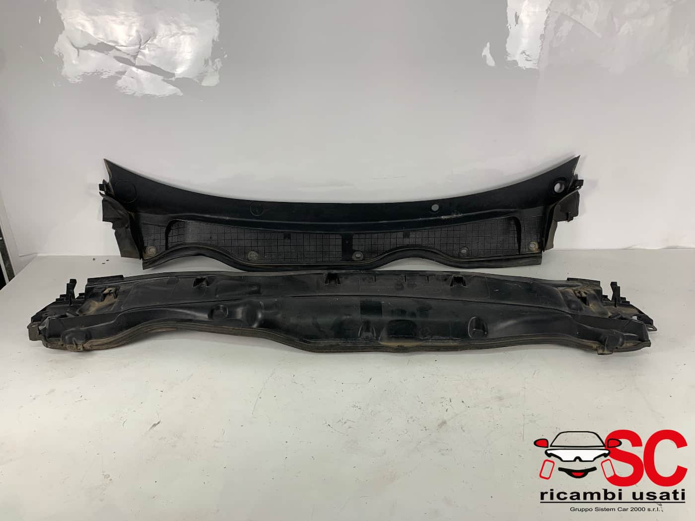 H1BB02222A GRONDINA SOTTOPARABREZZA FORD Fiesta 7° Serie diesel