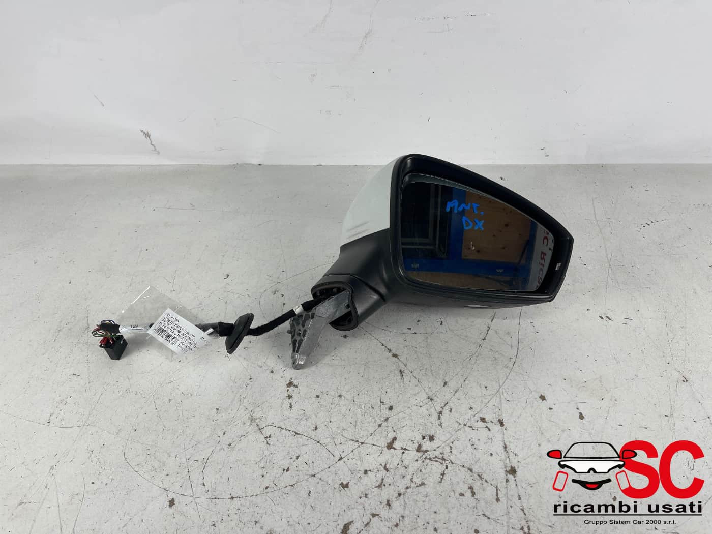 SPECCHIETTO RETROVISORE DESTRO VOLKSWAGEN Tiguan Restyling Serie 5NB857508AF (20>)
