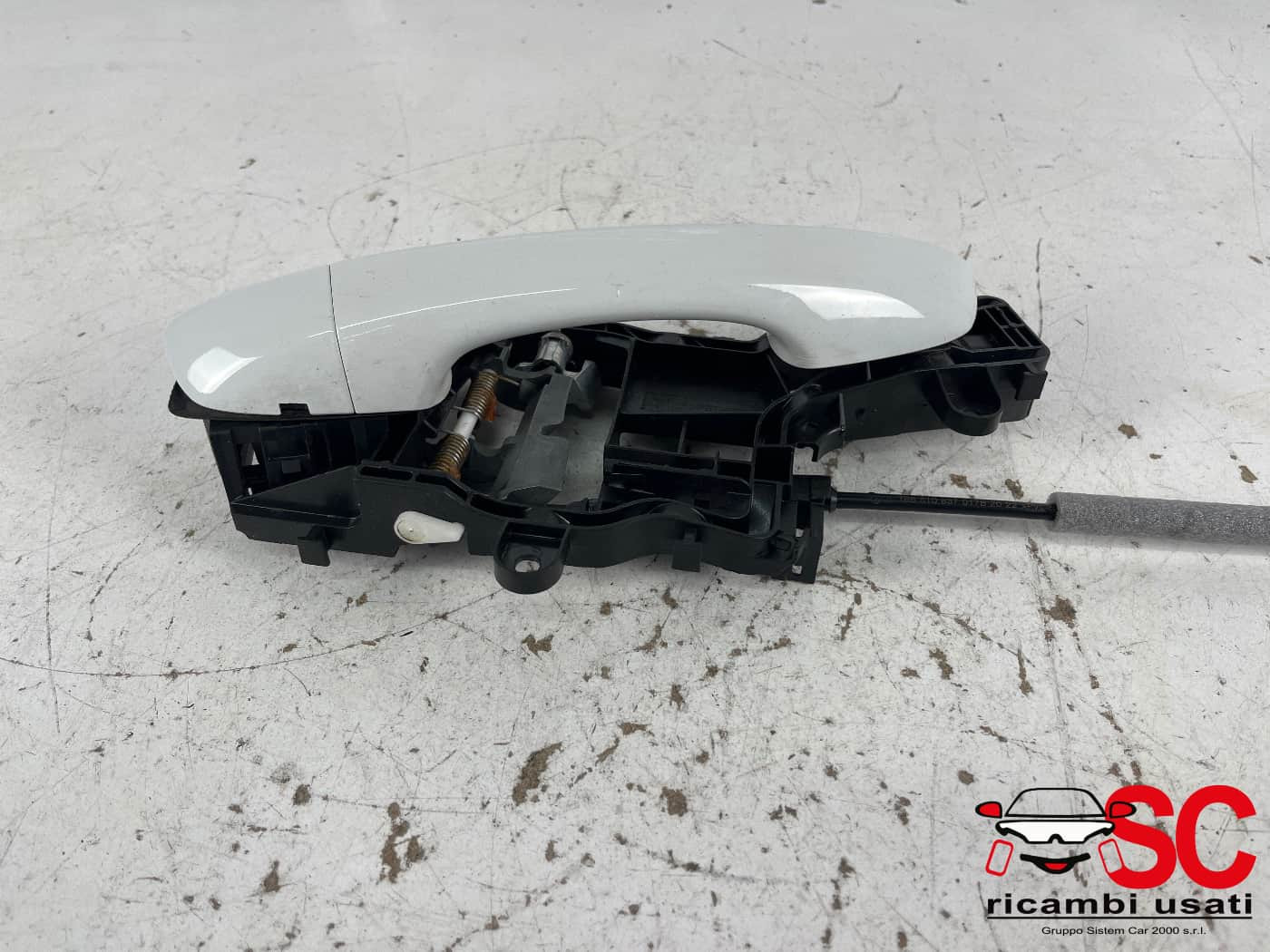 MANIGLIA ESTERNA ANTERIORE DESTRA VOLKSWAGEN Tiguan Restyling Serie 510837206J (20>)