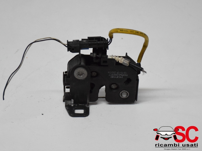 Serratura Sx Cofano Anteriore Alfa Romeo Giulia 50563897 - 37279 Serratura Sx Cofano Anteriore Alfa Romeo Giulia 50563897 - 37279