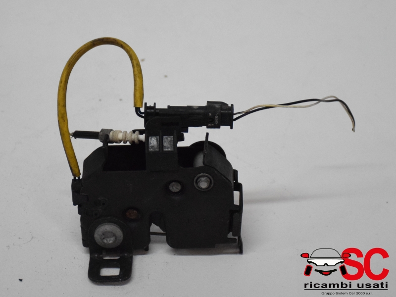 Serratura Sx Cofano Anteriore Alfa Romeo Giulia 50563897 - 37279 Serratura Sx Cofano Anteriore Alfa Romeo Giulia 50563897 - 37279