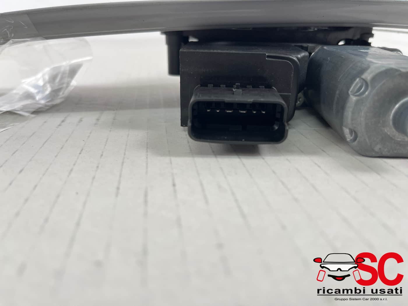 Alzavetro Anteriore Sinistro Opel Crossland X 39227499 - 42551 Alzavetro Anteriore Sinistro Opel Crossland X 39227499 - 42551