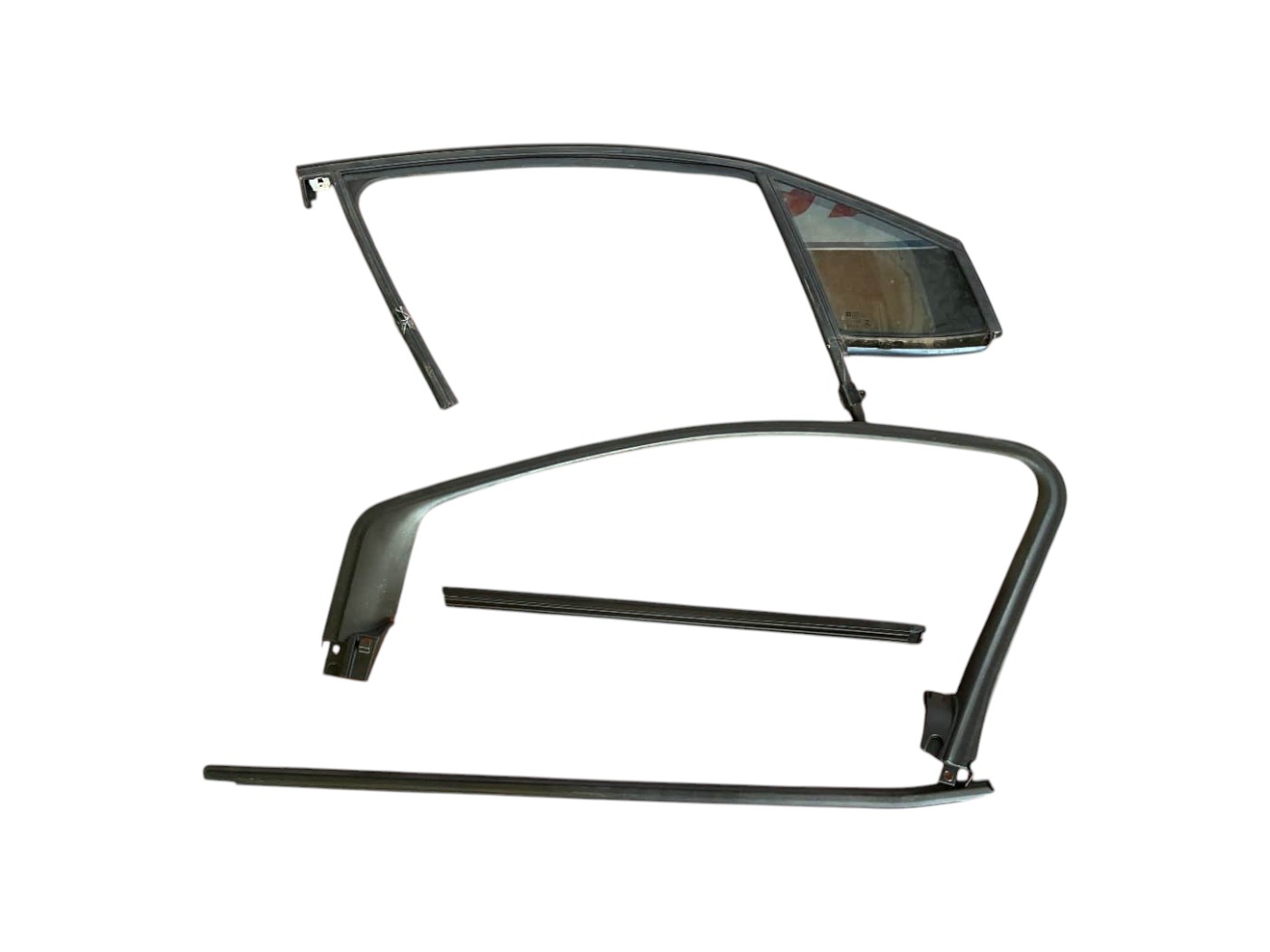 Guarnizione Guida Vetro Porta Ant Dx Crossland X 39125413 31042398 - 42570 Guarnizione Guida Vetro Porta Ant Dx Crossland X 39125413 31042398 - 42570