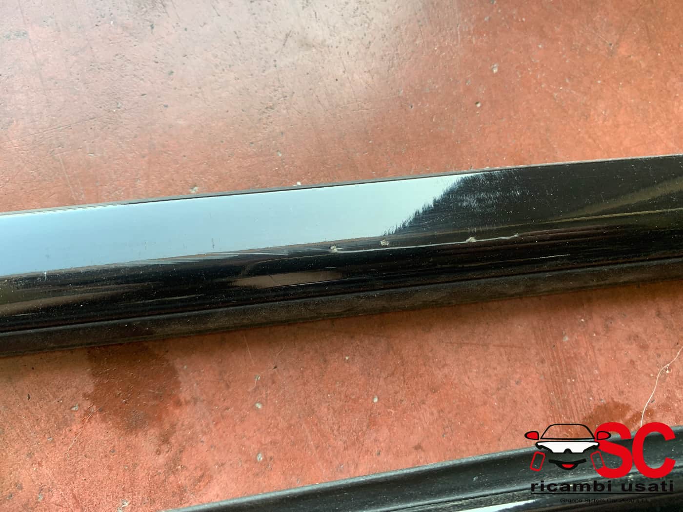 Guarnizione Guida Vetro Porta Posteriore Dx Giulia 50560355 50562013 - 43437 Guarnizione Guida Vetro Porta Posteriore Dx Giulia 50560355 50562013 - 43437