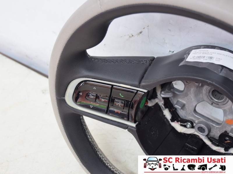Volante Bianco Fiat 500 Elettrica 735769686 - N00024 Volante Bianco Fiat 500 Elettrica 735769686 - N00024