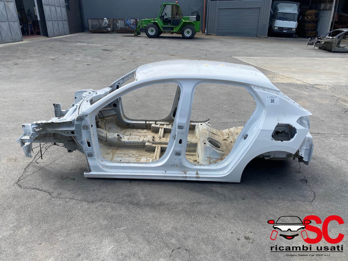 Lamierato Fiancata Tagliata Opel Corsa F  - W00337