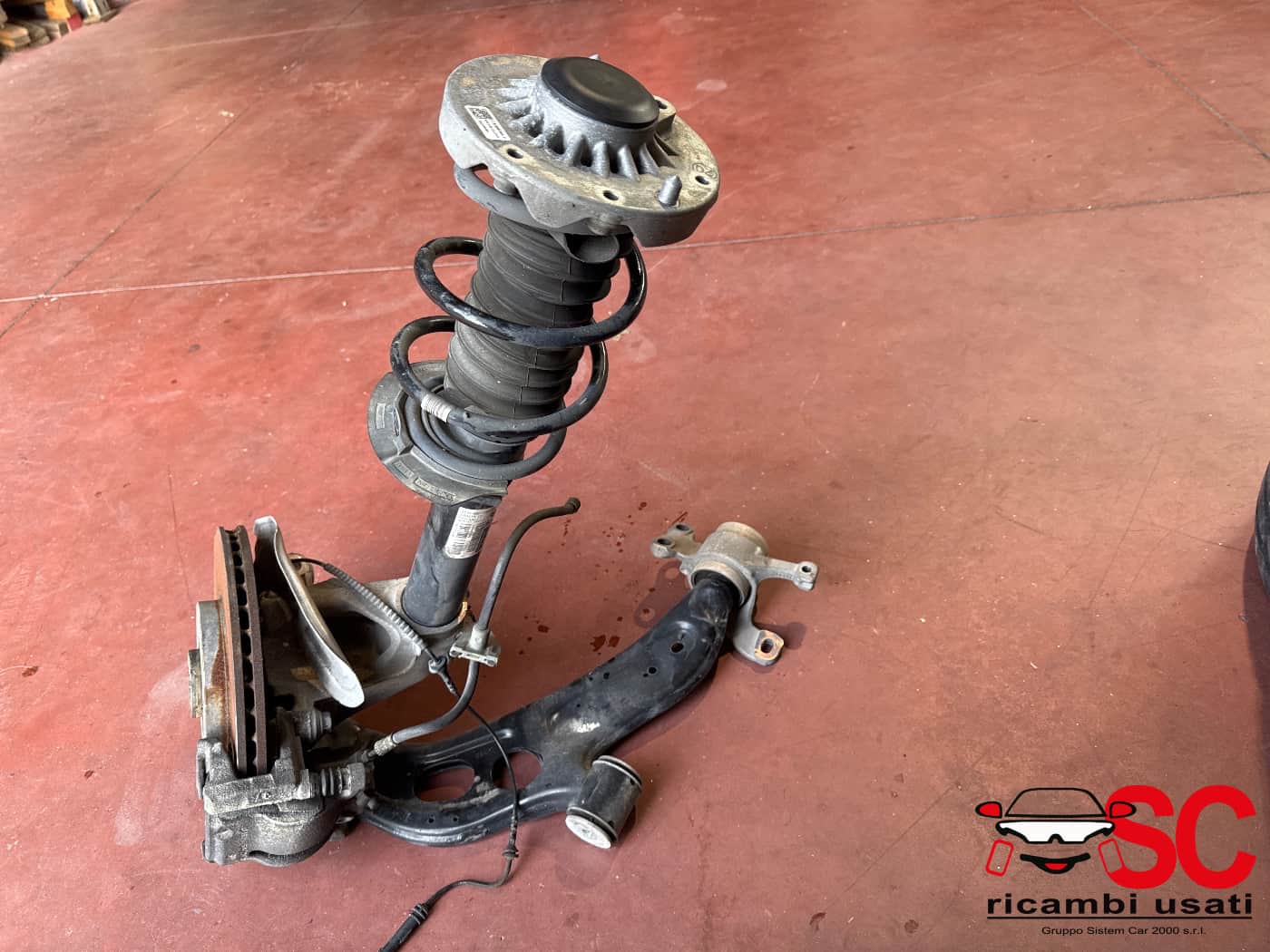 Mozzo Montante Anteriore Destro Bmw X1 F8 31216876852 6876852 - W00557