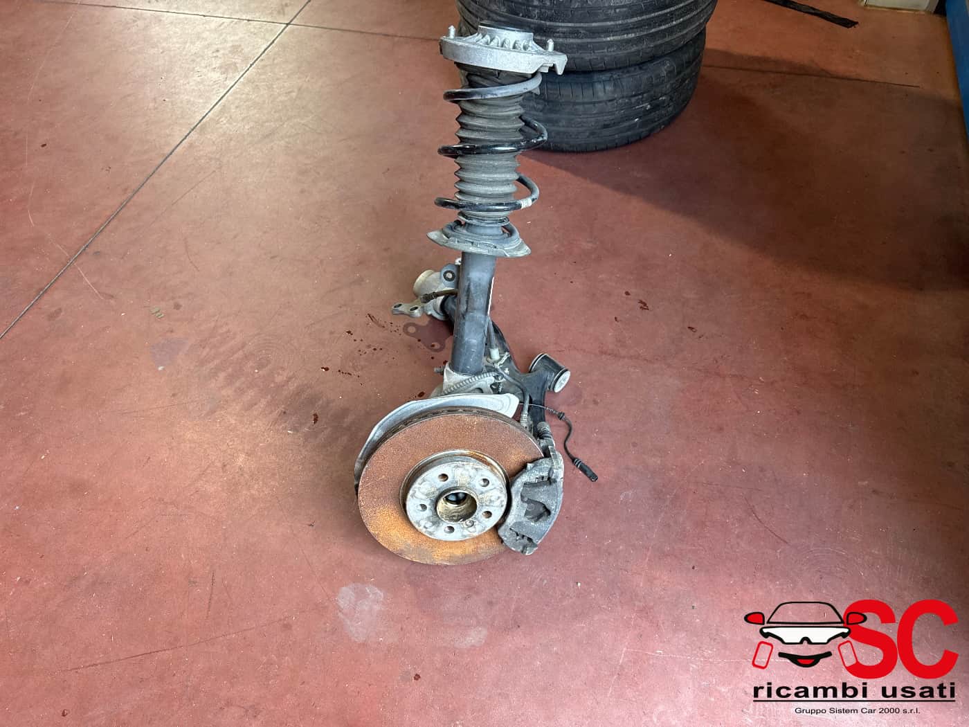 Mozzo Montante Anteriore Destro Bmw X1 F8 31216876852 6876852 - W00557