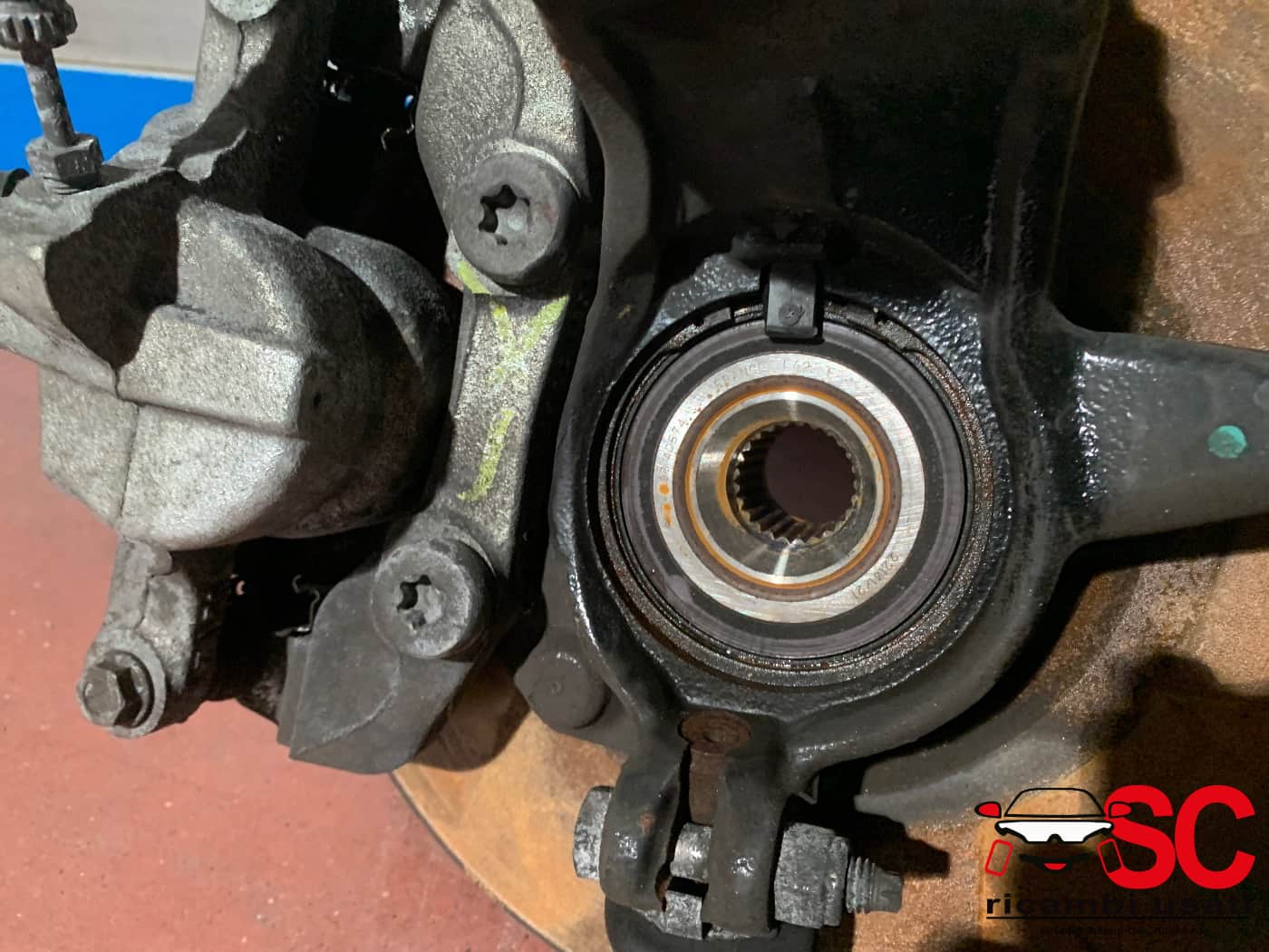 Mozzo Anteriore Destro Opel Crossland 1.2 Benz  - W00661