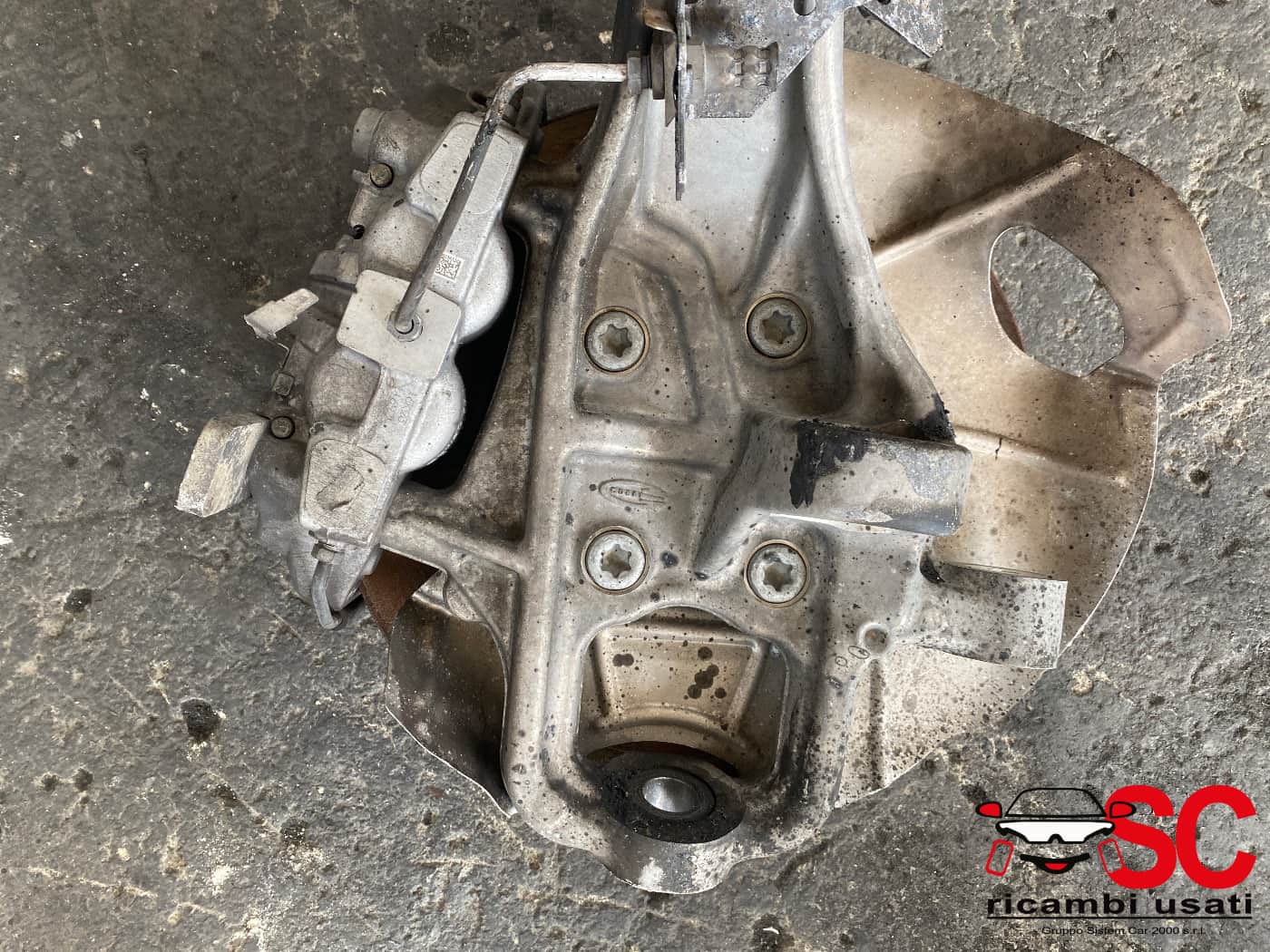 Mozzo Anteriore Sinistro Alfa Romeo Giulia 2.2 50539740 - W00842