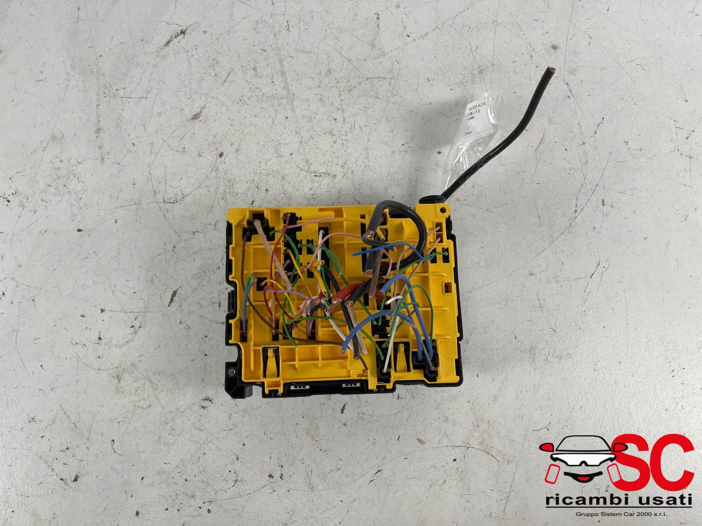 9804848480 9804848480 CENTRALINA PORTA FUSIBILI OPEL Corsa F Serie benzina