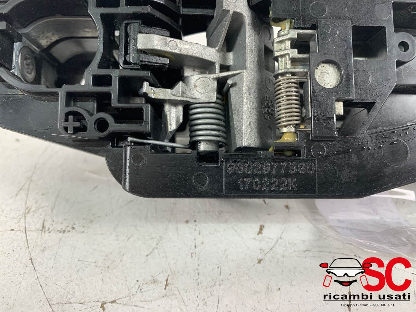 MANIGLIA ESTERNA ANTERIORE SINISTRA OPEL Corsa F Serie 9802977380 (19>)