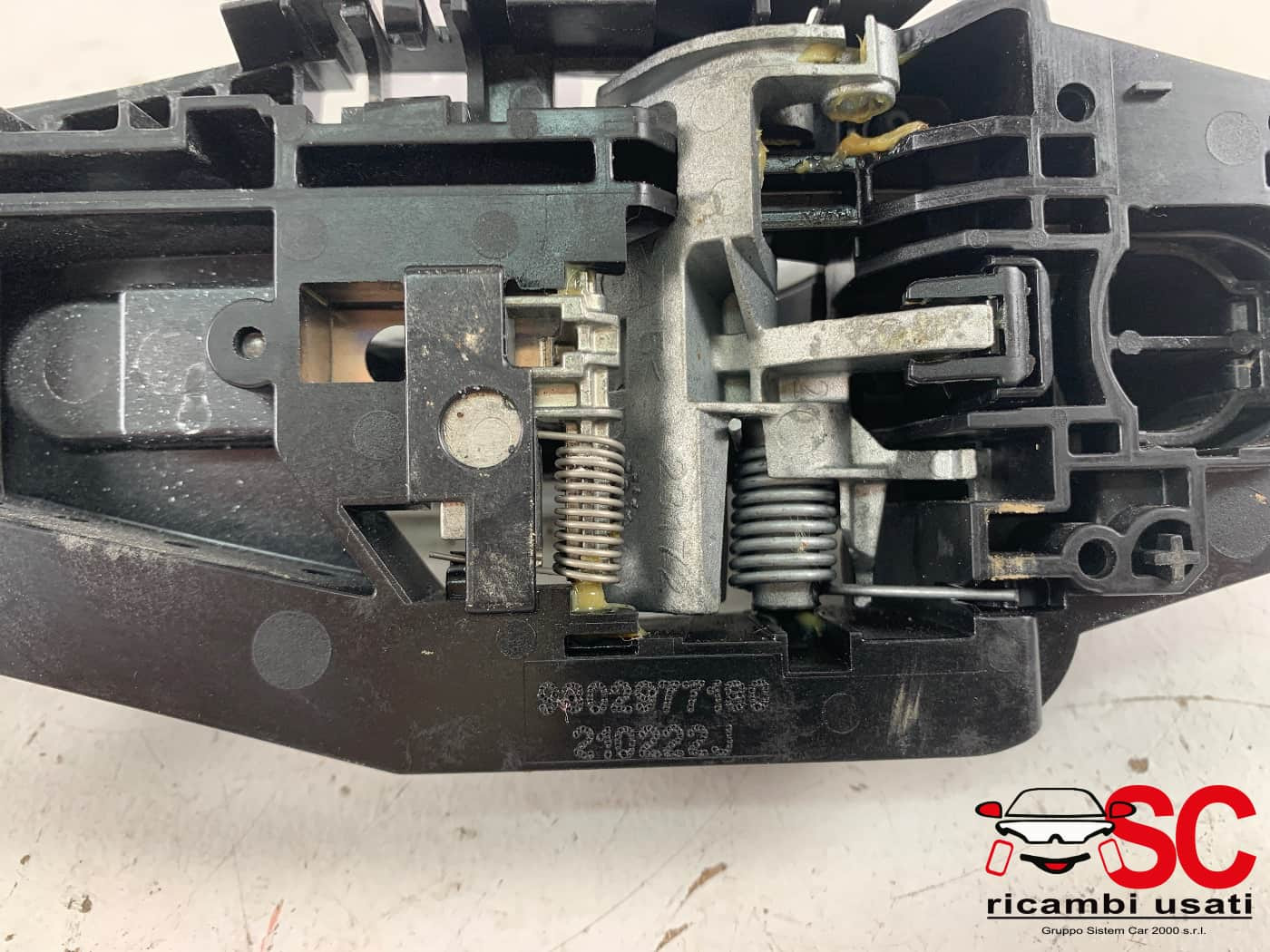 MANIGLIA ESTERNA ANTERIORE DESTRA OPEL Corsa F Serie 9802977180 (19>)