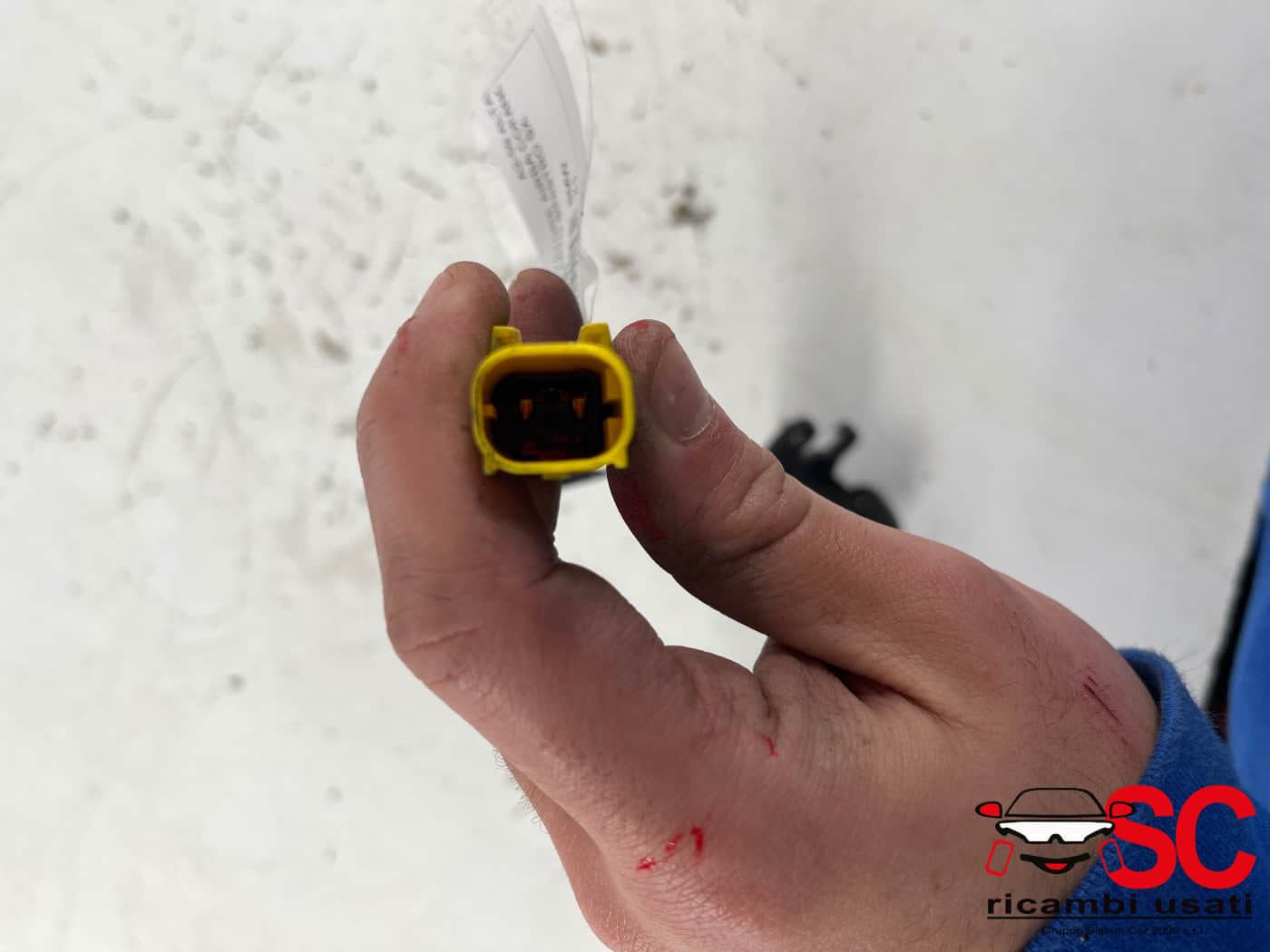 Attuatore Airbag Cofano Anteriore Bmw X1 F48 51237300581 - 40936 Attuatore Airbag Cofano Anteriore Bmw X1 F48 51237300581 - 40936