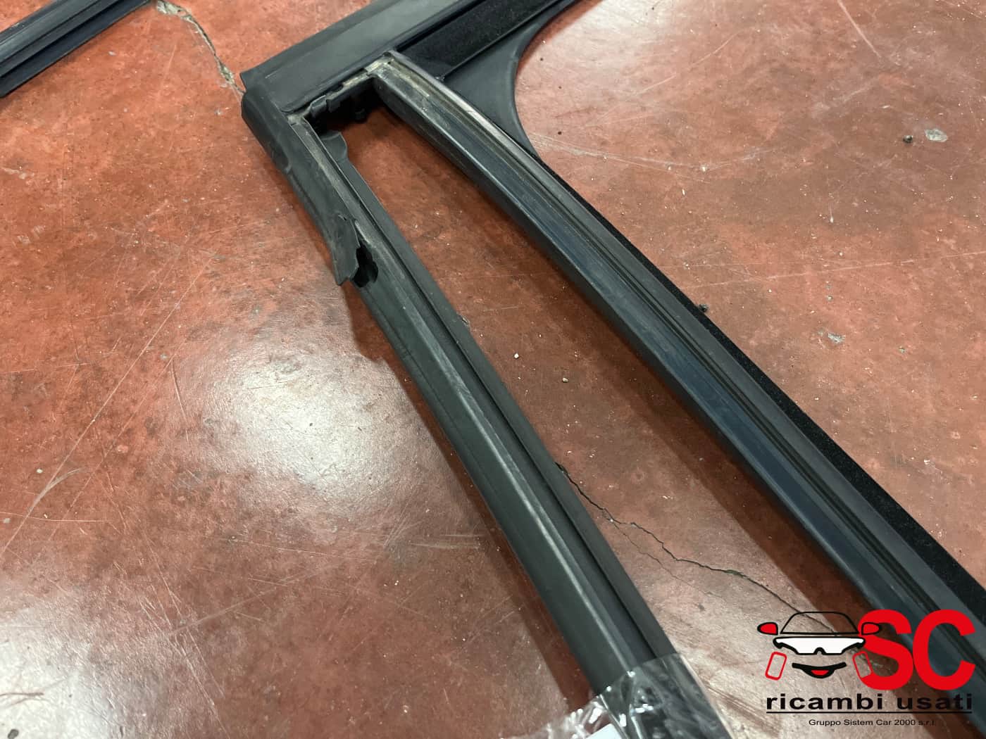 Guarnizione Guida Vetro Porta Post Sx Bmw X1 F48 7349653 - 40963