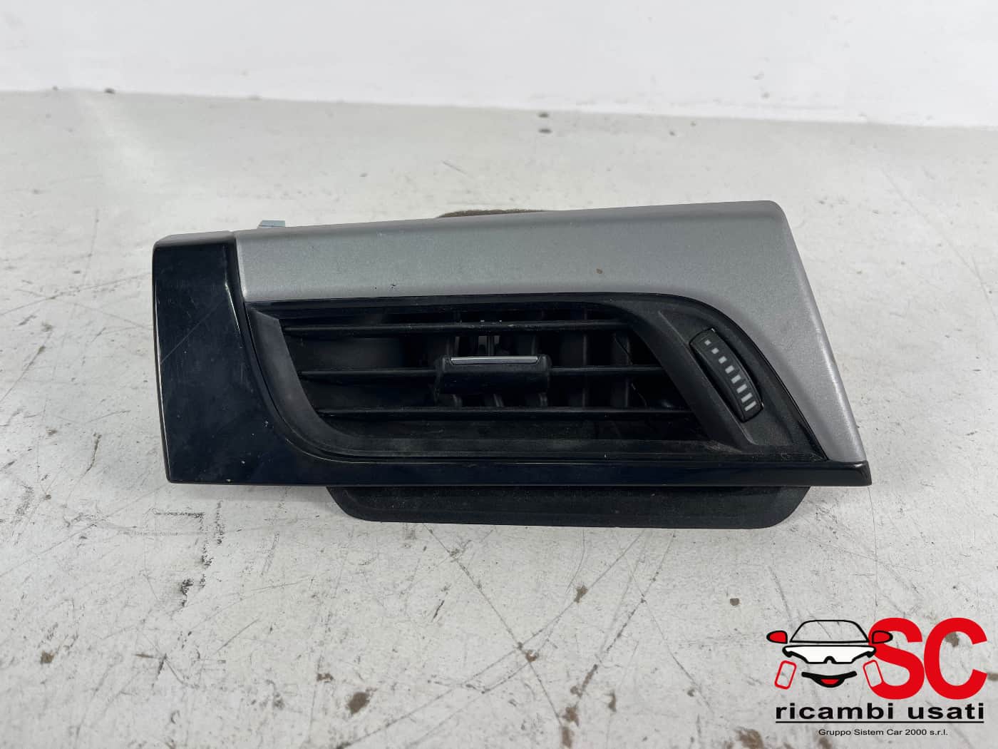 Diffusore Aria Cruscotto Sinistro Bmw X1 F48 64229292739 - 41085 Diffusore Aria Cruscotto Sinistro Bmw X1 F48 64229292739 - 41085