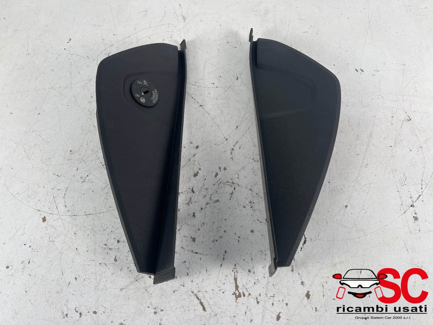 Rivestimento Laterale Cruscotto Bmw X1 F48 51459292146 51459292145 - 41104 Rivestimento Laterale Cruscotto Bmw X1 F48 51459292146 51459292145 - 41104