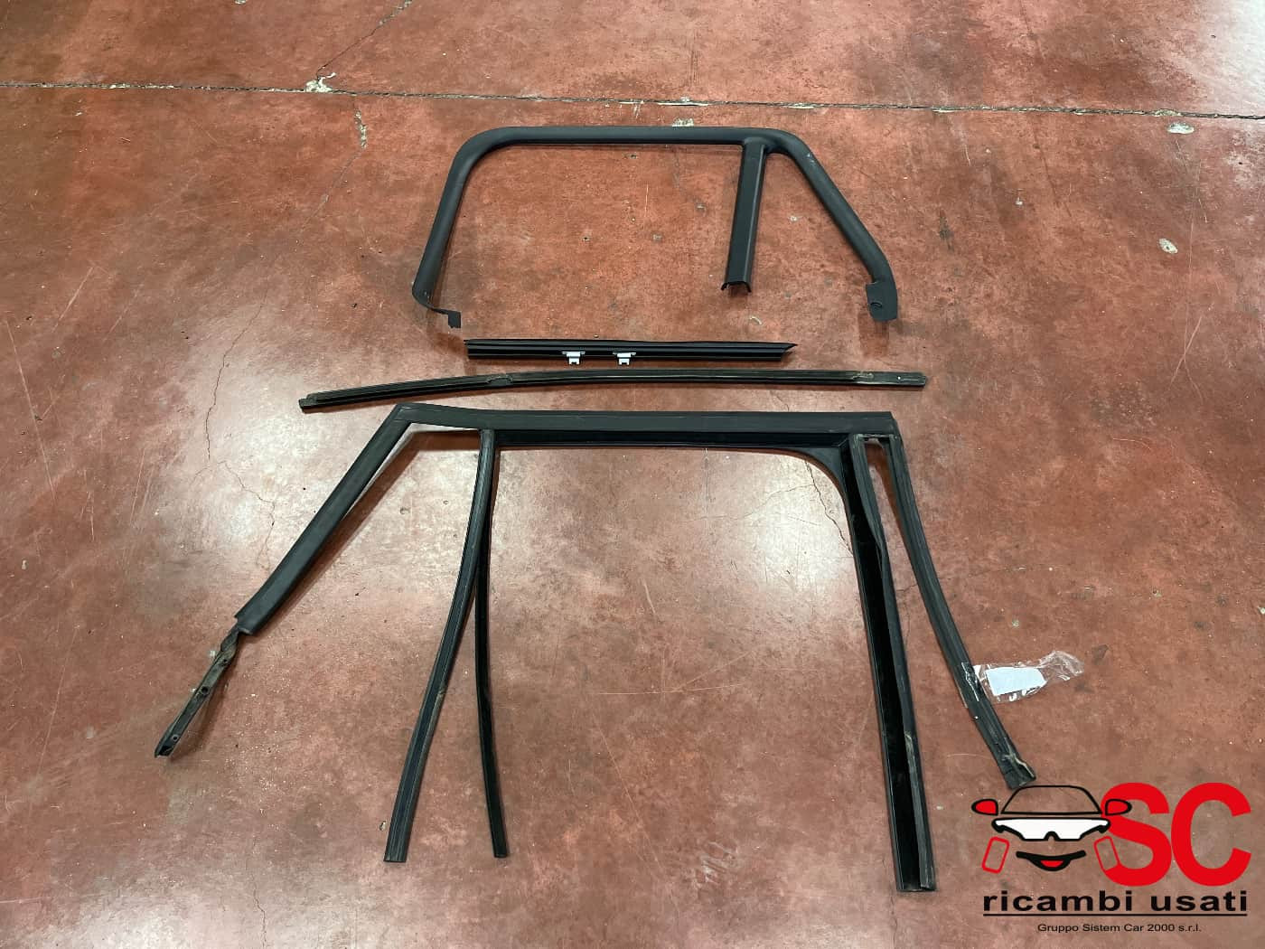 GUARNIZIONE PORTIERA POSTERIORE DESTRA BMW X1 Serie (F48) 7349654 (15>)