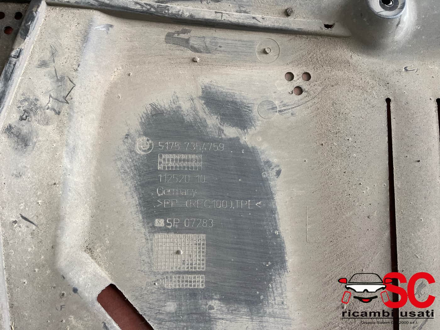 SCOCCA SERBATOIO BMW X1 Serie (F48) 51757354759 (15>)