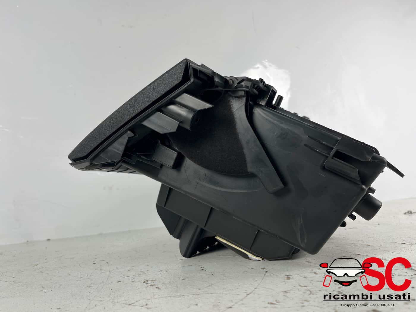 VANO PORTAOGGETTI BMW X1 Serie (F48) 51166965758 (15>)
