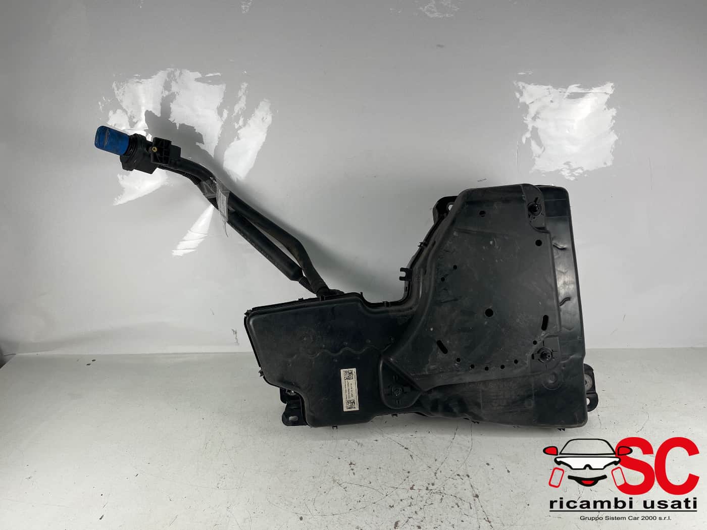 Serbatoio Adblue Volkswagen Tiguan 2.0 Tdi 5QF131877N 5QF131877P - 41454 Serbatoio Adblue Volkswagen Tiguan 2.0 Tdi 5QF131877N 5QF131877P - 41454