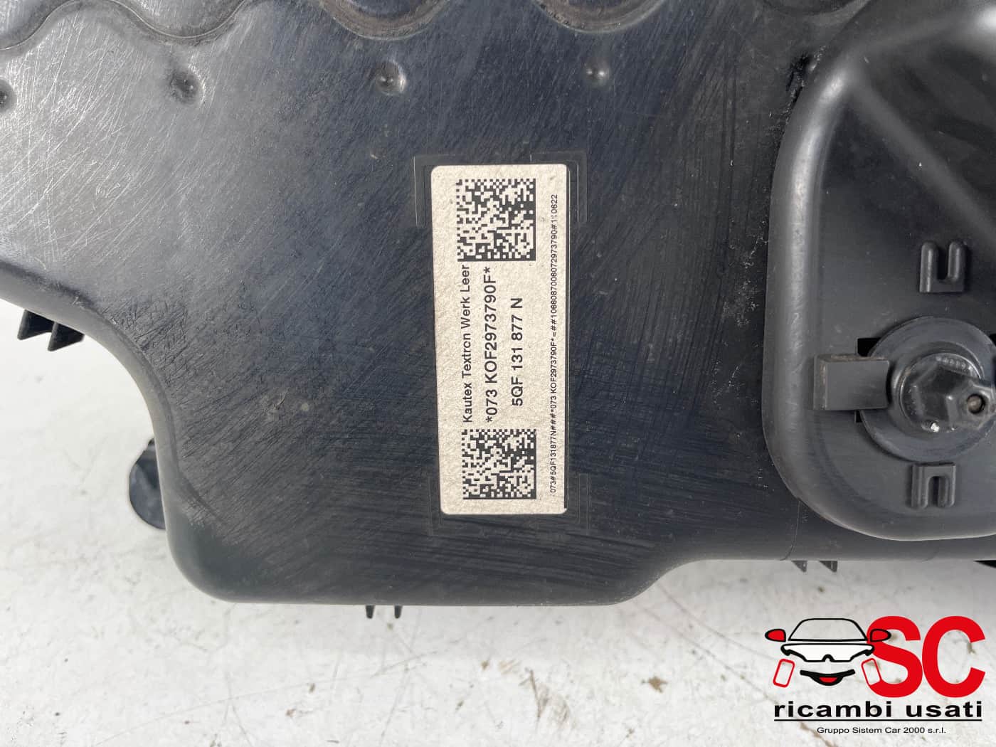 Serbatoio Adblue Volkswagen Tiguan 2.0 Tdi 5QF131877N 5QF131877P - 41454 Serbatoio Adblue Volkswagen Tiguan 2.0 Tdi 5QF131877N 5QF131877P - 41454