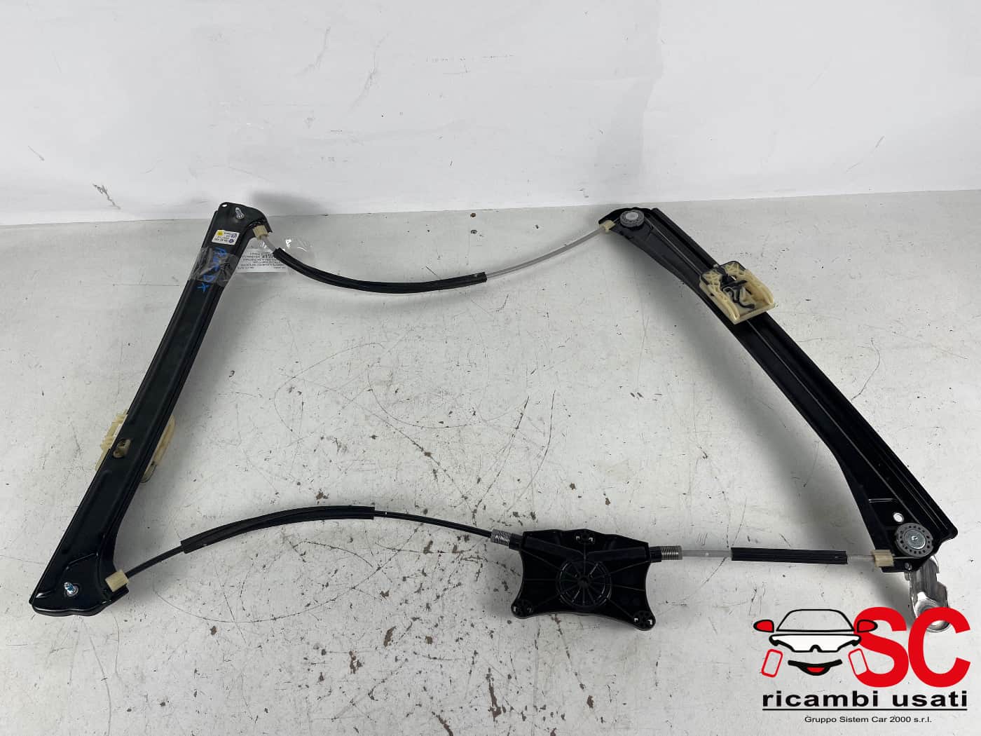 Alzavetro Anteriore Destro Volkswagen Tiguan 5NA837462A - 41465