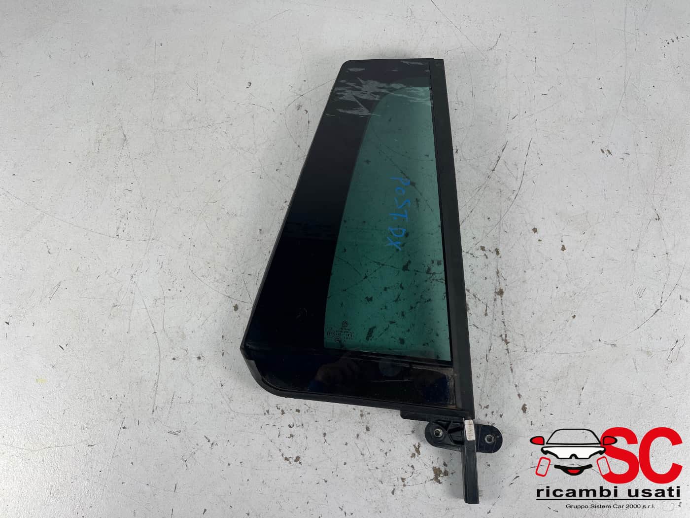 Vetro Fisso Posteriore Destro Volkswagen Tiguan 5NA845214L - 41482