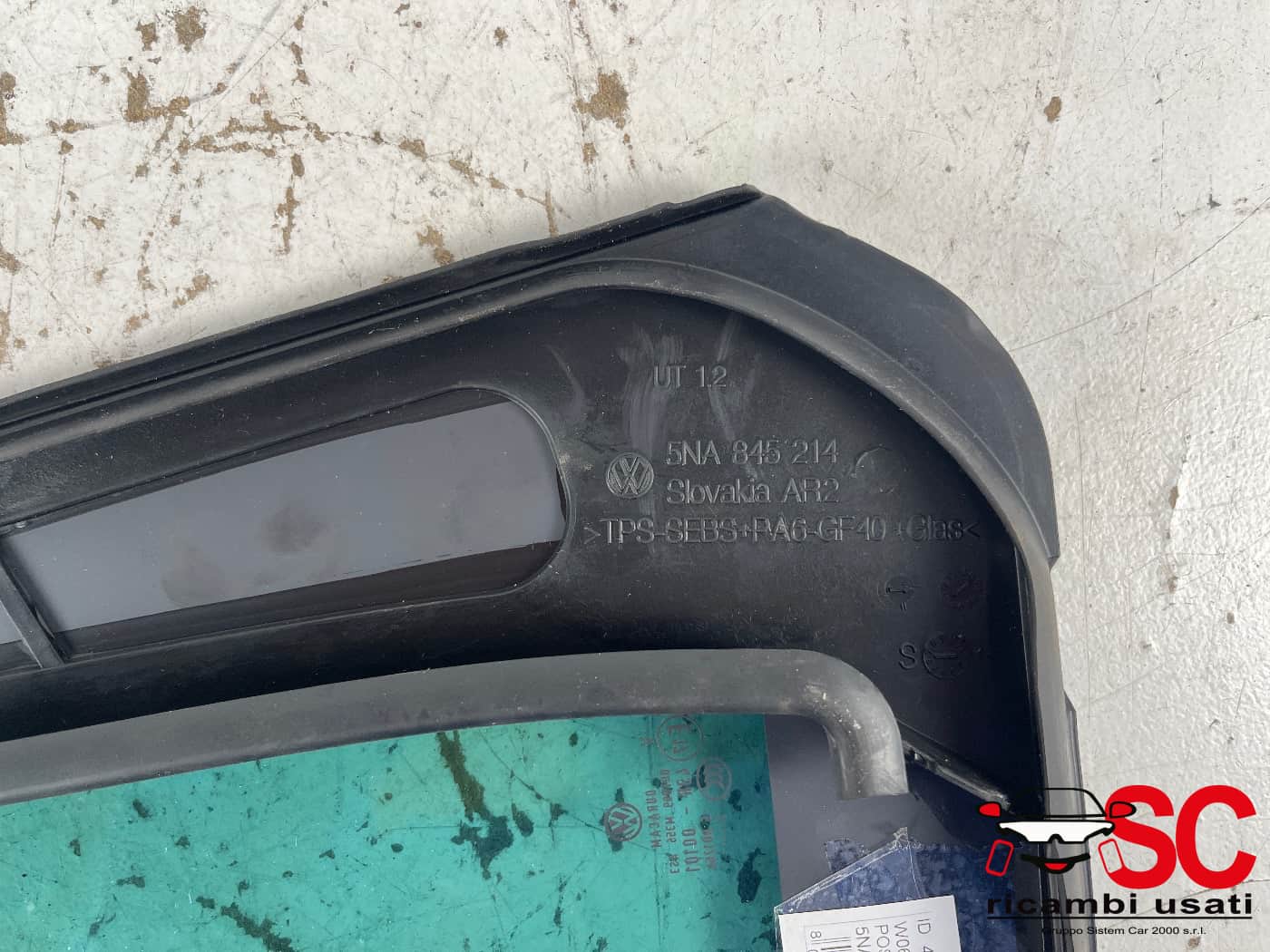 Vetro Fisso Posteriore Destro Volkswagen Tiguan 5NA845214L - 41482