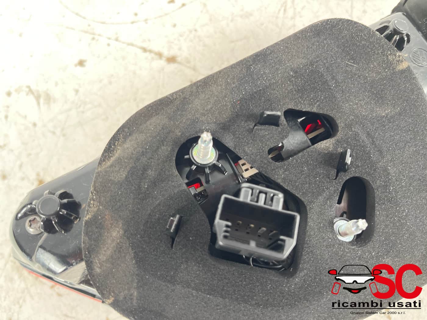 Fanale Posteriore Sinistro Volkswagen Tiguan 2.0 5NA945093F - 41495 Fanale Posteriore Sinistro Volkswagen Tiguan 2.0 5NA945093F - 41495