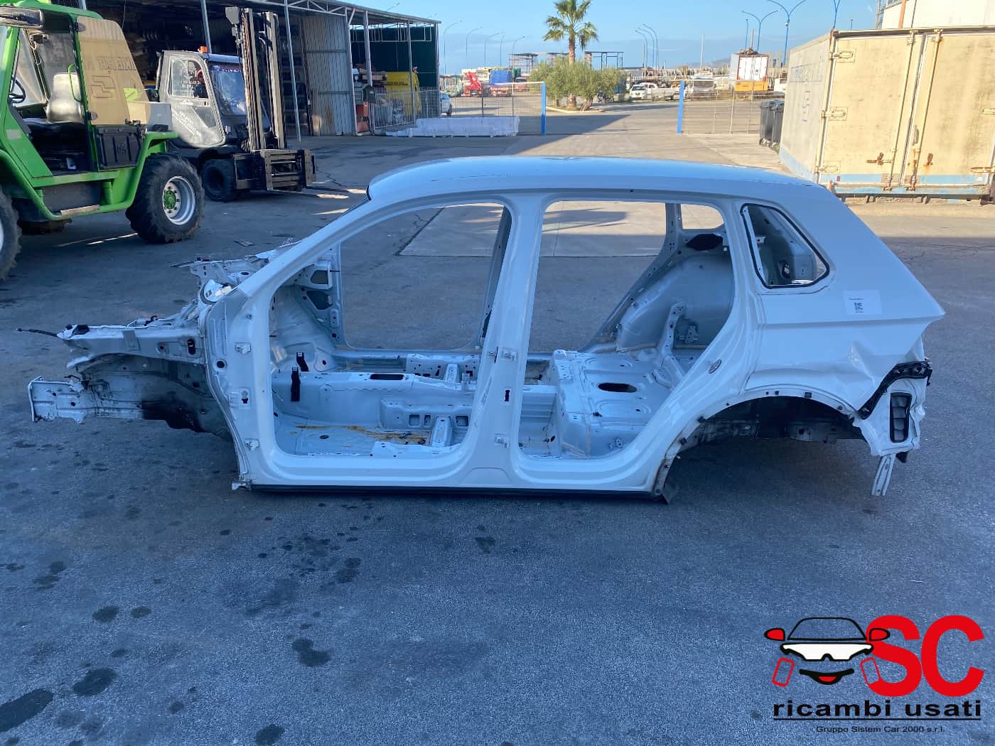 Fianco Fiancata Longherone Volkswagen Tiguan  - W00527