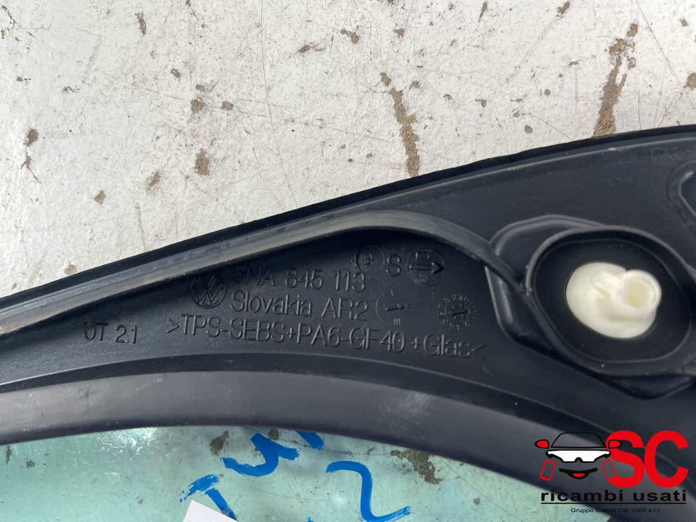 VETRO FISSO LATO SINISTRO VOLKSWAGEN Tiguan Restyling Serie 5NA845113 (20>)