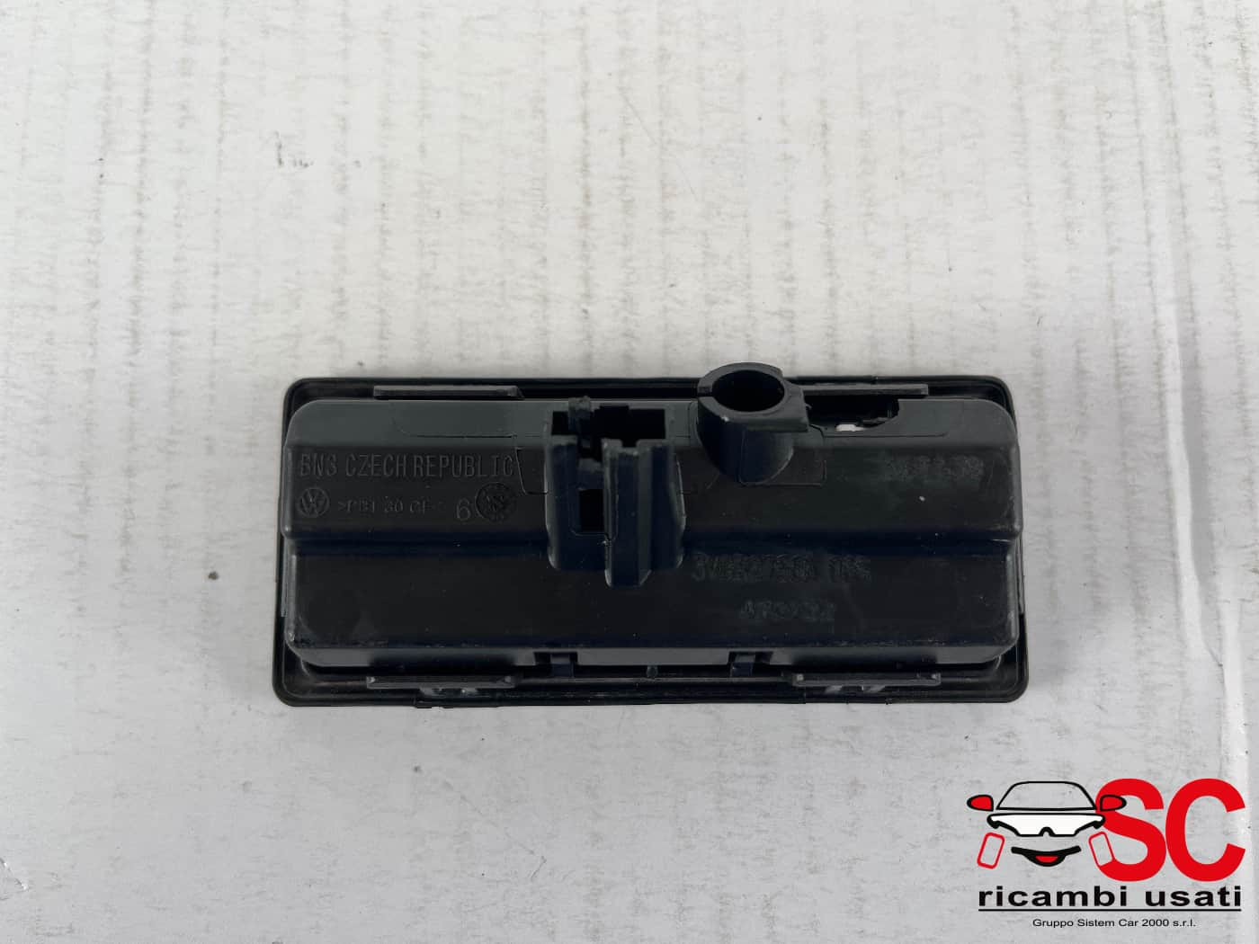 MANIGLIA INTERNA PORTELLONE POSTERIORE VOLKSWAGEN Tiguan Restyling Serie 3V0827566 (20>)