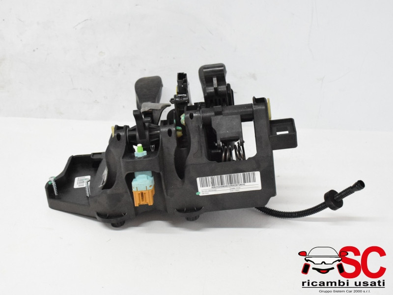 PEDALIERA FRENO + FRIZIONE FIAT 500 L Serie (351_352) 52102306 (12>)
