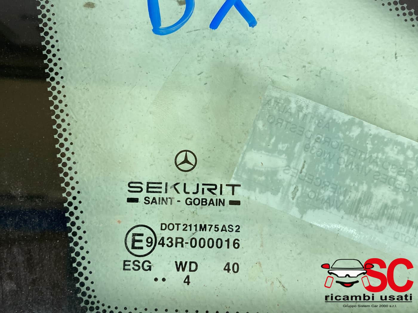 VETRO FISSO LATERALE DESTRO MERCEDES Viano 1° Serie A6396730305 (03>)