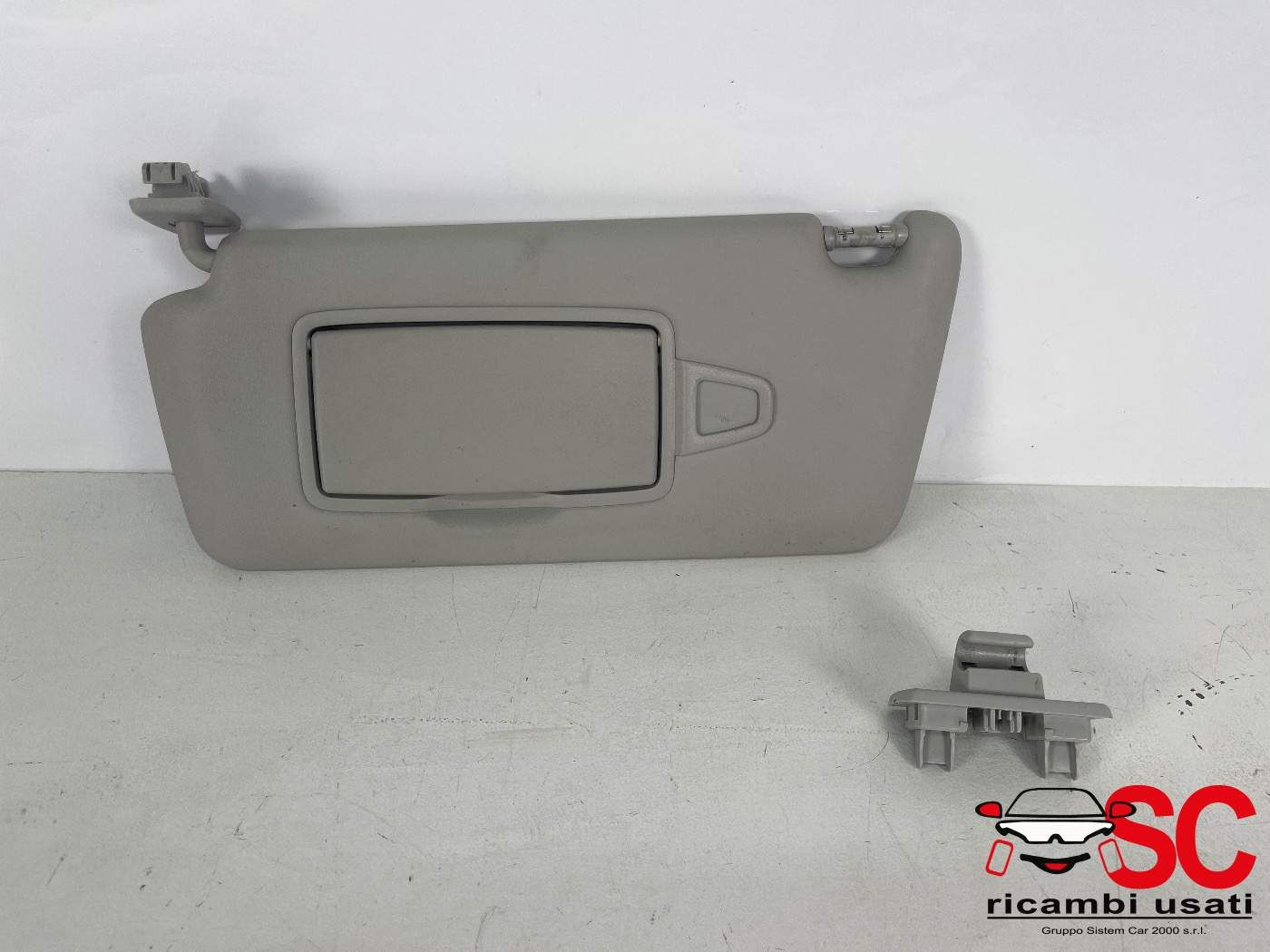 PARASOLE ALETTA ANTERIORE SX MERCEDES CLA Coupé (C117) (13>19)