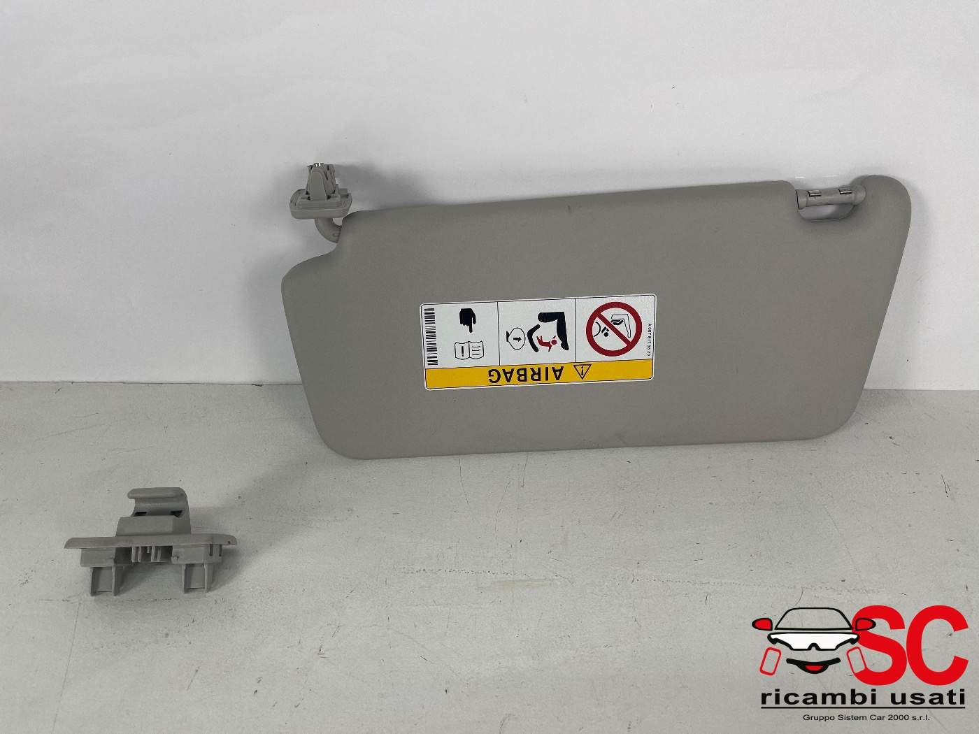PARASOLE ALETTA LATO PASSEGGERO MERCEDES CLA Coupé (C117) (13>19)