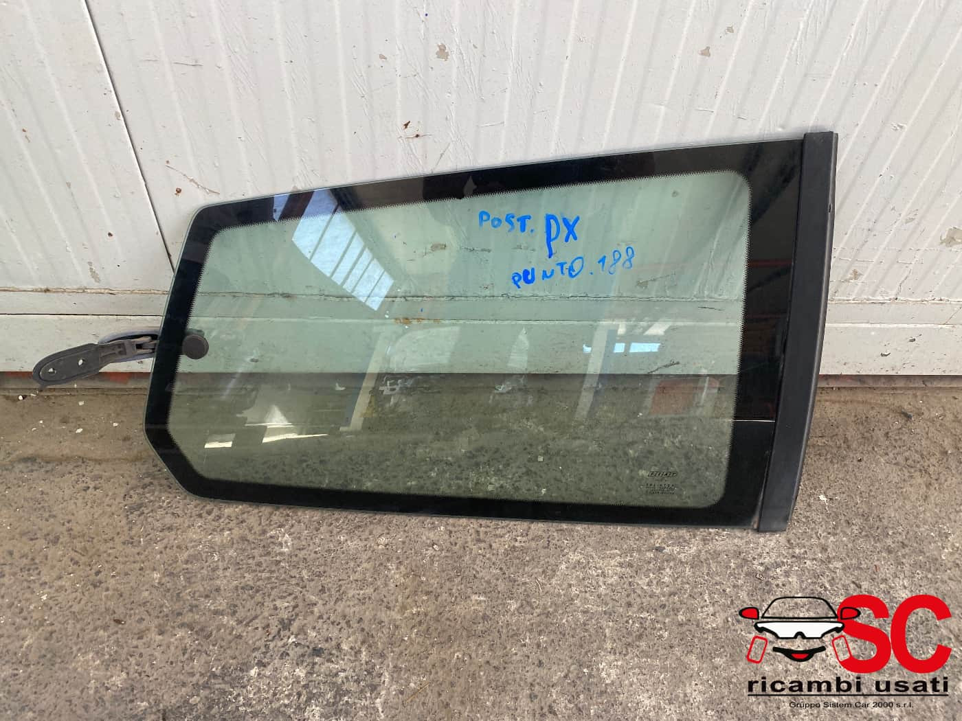 VETRO FISSO POSTERIORE DX FIAT Punto Berlina 5P 3° Serie (03>)