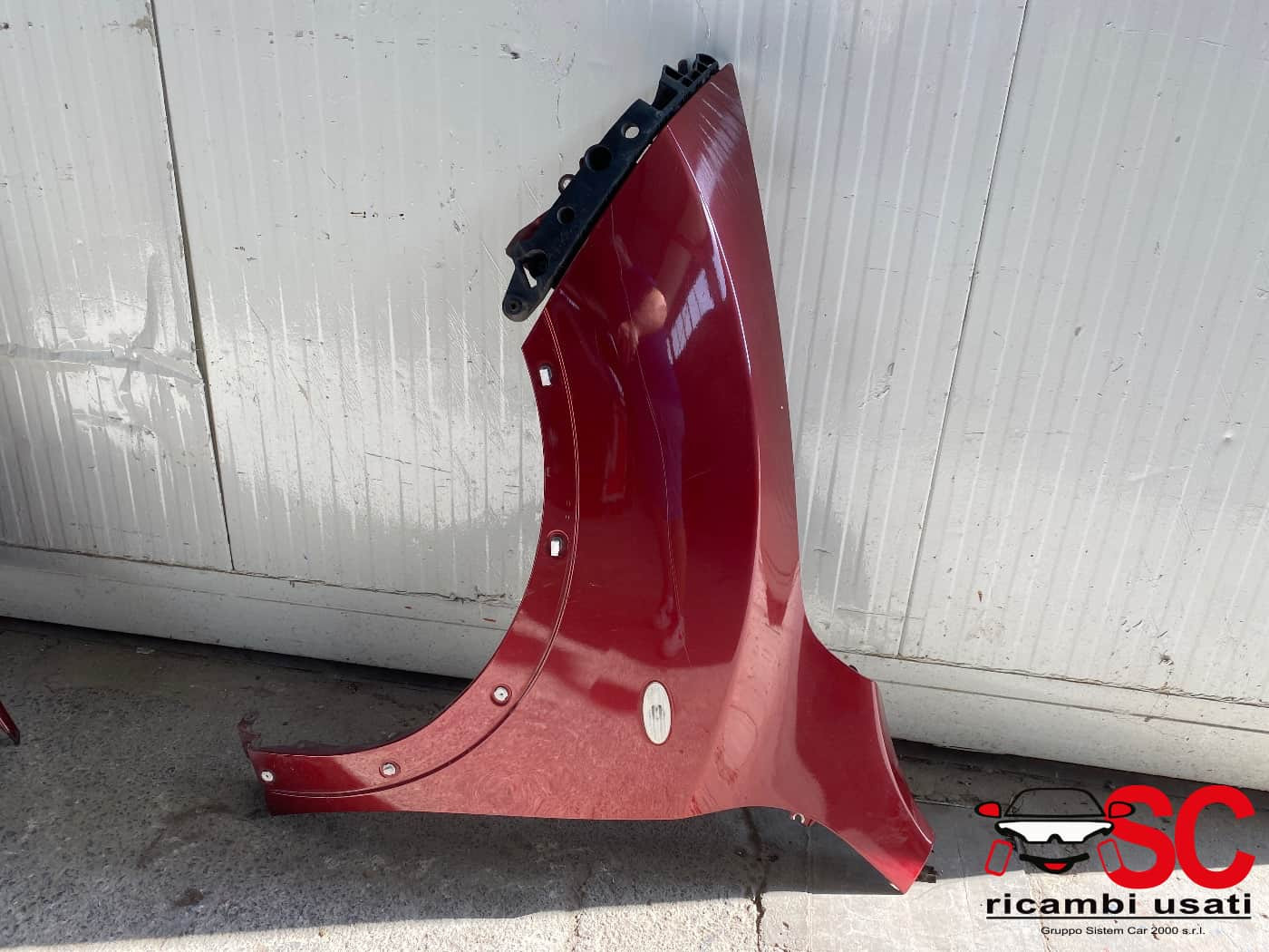PARAFANGO ANTERIORE SINISTRO NISSAN Juke Serie F15 (14>18)