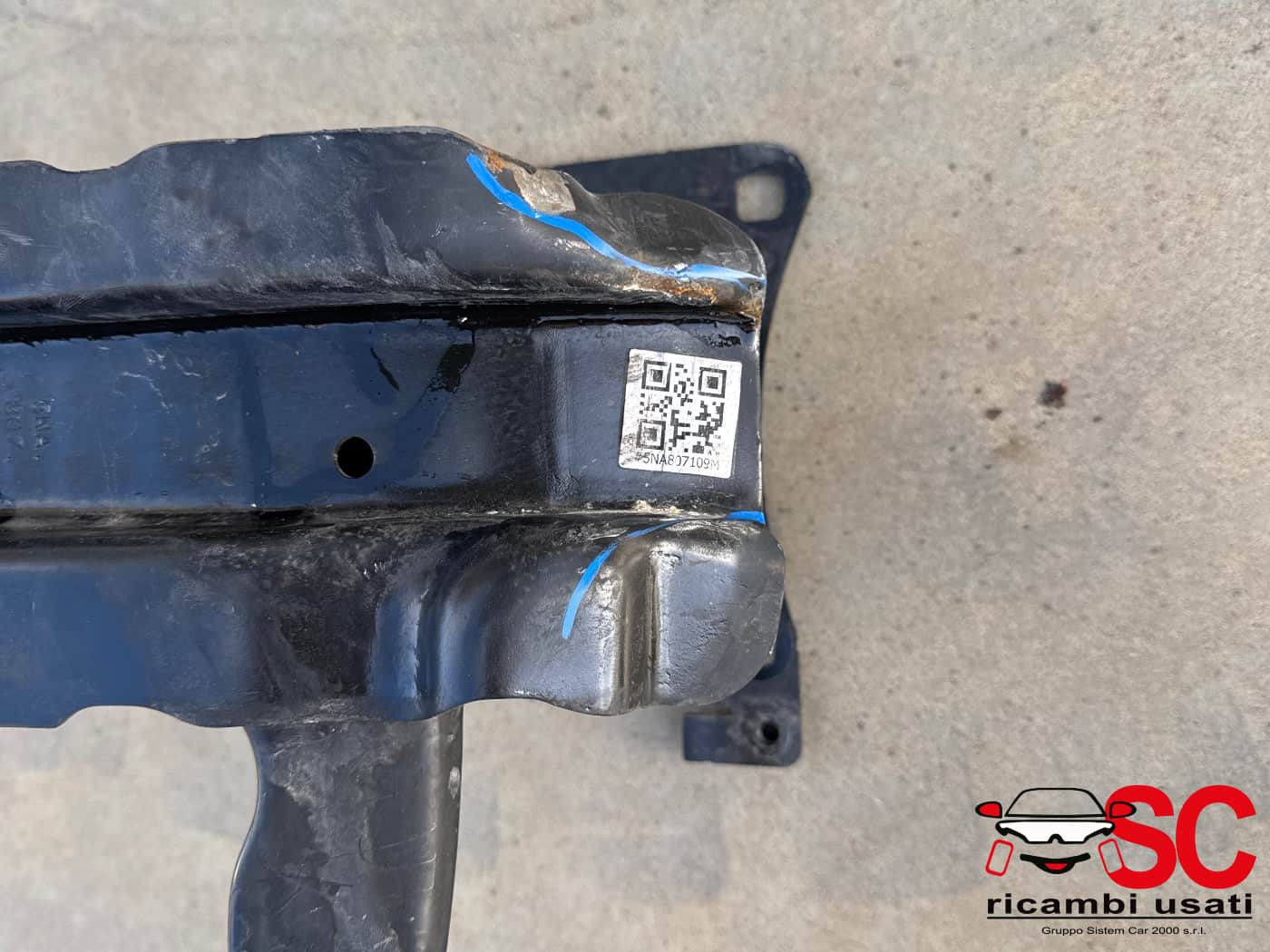 TRAVERSA PARAURTI ANTERIORE VOLKSWAGEN Tiguan Restyling Serie 5na807109m (20>)
