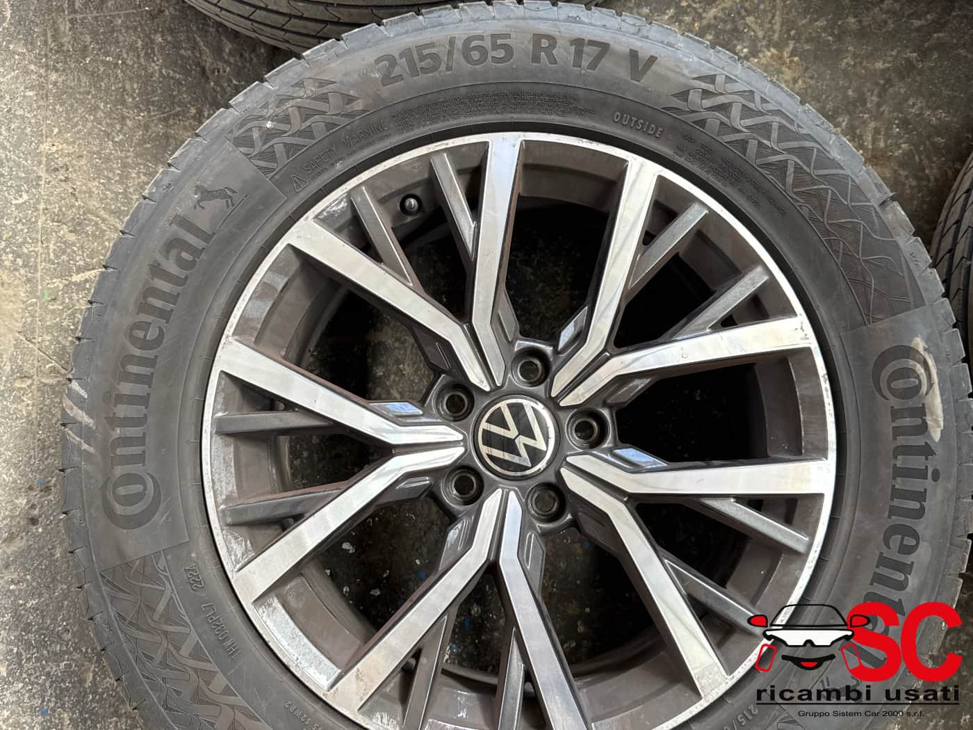 4 CERCHI IN LEGA VOLKSWAGEN Tiguan Restyling Serie 5NA601025AA (20>)