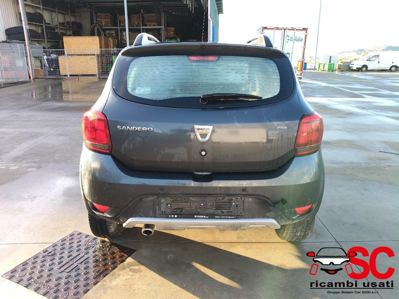 PORTELLONE POSTERIORE DACIA Sandero Serie II (12>20)