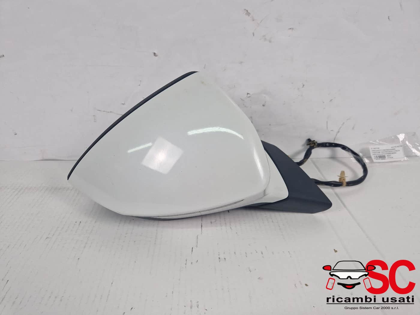 SPECCHIETTO RETROVISORE DESTRO SEAT Ateca Serie 576857508F (16>)
