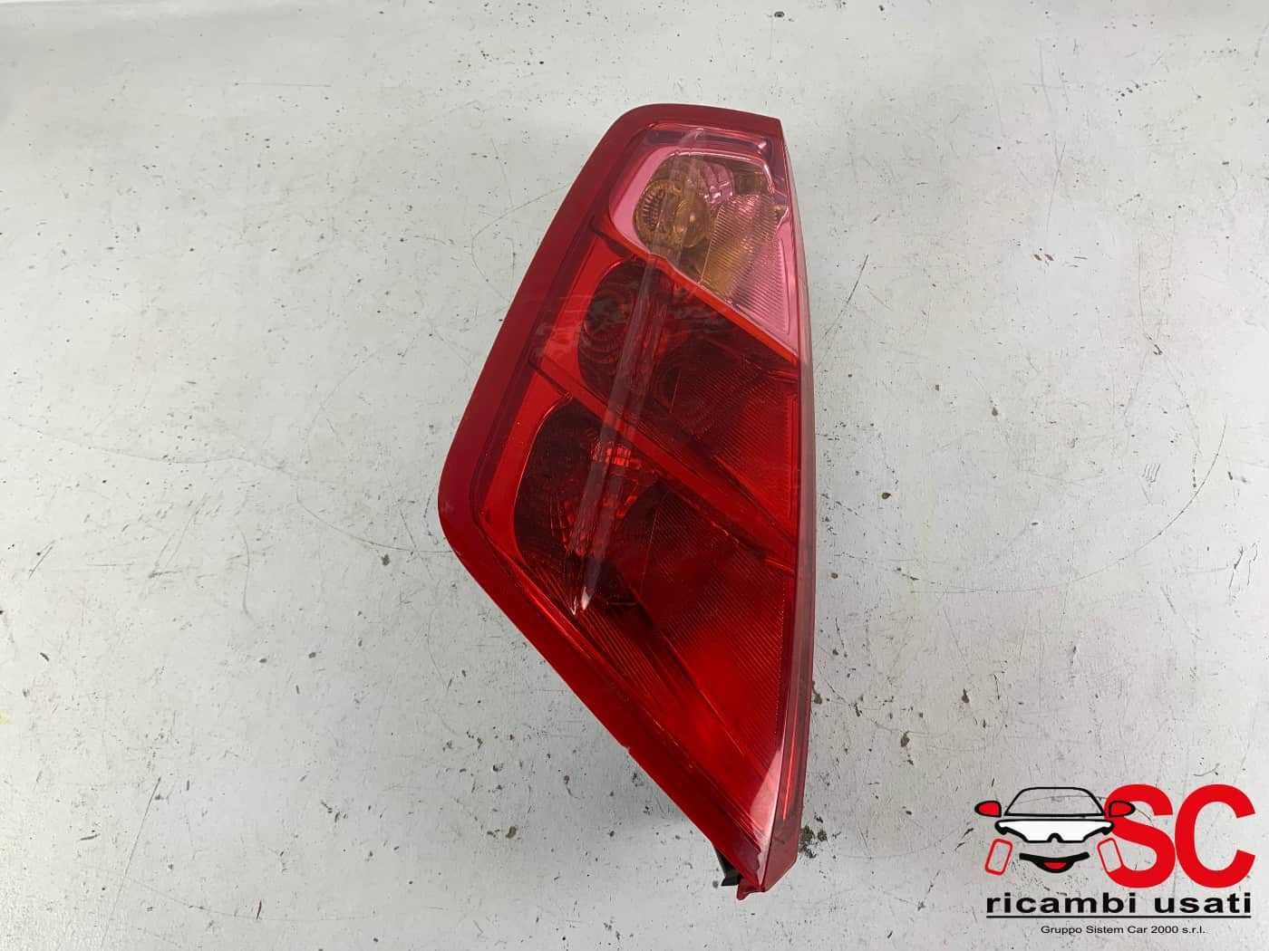 STOP FANALE POSTERIORE SINISTRO FIAT Grande Punto 2° Serie 51701589 (08>10)