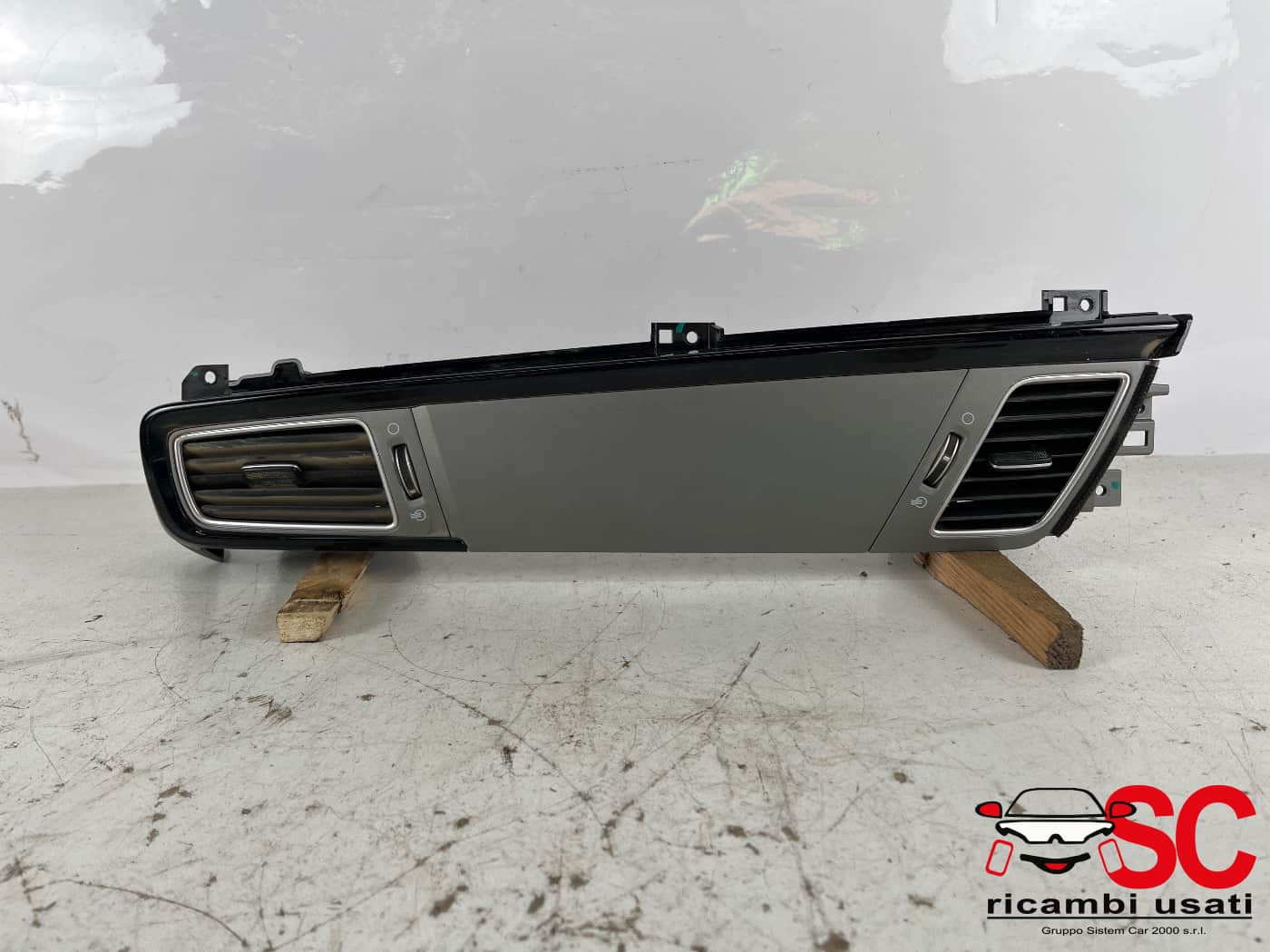 RIVESTIMENTO CRUSCOTTO KIA Niro Serie G584795000 (16>)