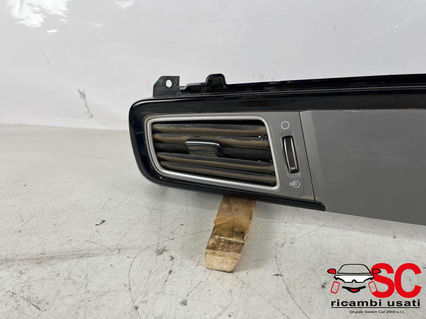 RIVESTIMENTO CRUSCOTTO KIA Niro Serie G584795000 (16>)