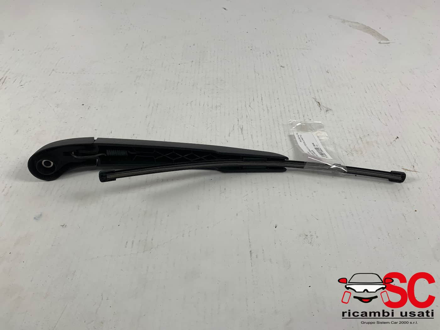 BRACCIO TERGICRISTALLO POSTERIORE BMW X1 Serie (F48) 61627356224 (15>)