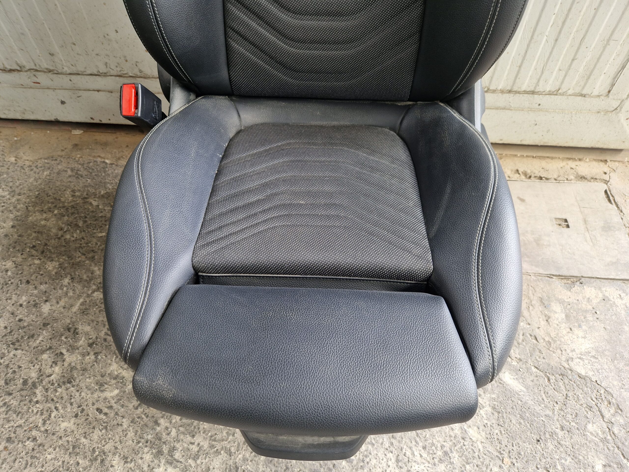 SEDILI MERCEDES GLA Serie (H247) (20>)